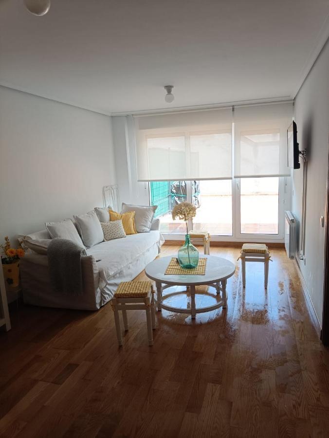 Apartamento Con Terraza Комільяс Екстер'єр фото